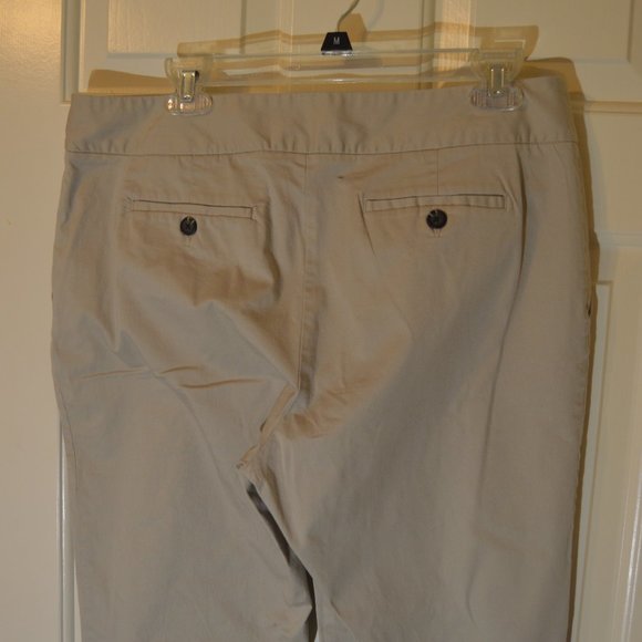 Daisy Fuentes Khaki Capri - Picture 4 of 5